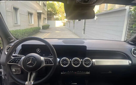 Mercedes-Benz GLB, 2024 год, 4 453 000 рублей, 3 фотография