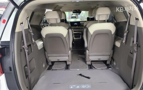 KIA Carnival, 2024 год, 3 935 000 рублей, 10 фотография