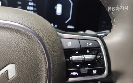 KIA Carnival, 2024 год, 3 935 000 рублей, 13 фотография