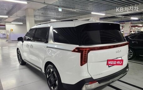KIA Carnival, 2024 год, 3 935 000 рублей, 6 фотография