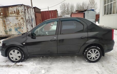 Renault Logan I, 2013 год, 370 000 рублей, 2 фотография