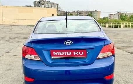Hyundai Solaris II рестайлинг, 2011 год, 699 000 рублей, 6 фотография