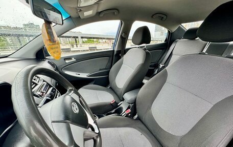 Hyundai Solaris II рестайлинг, 2011 год, 699 000 рублей, 11 фотография