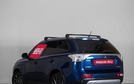 Mitsubishi Outlander III рестайлинг 3, 2014 год, 1 559 000 рублей, 5 фотография