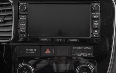 Mitsubishi Outlander III рестайлинг 3, 2014 год, 1 559 000 рублей, 13 фотография