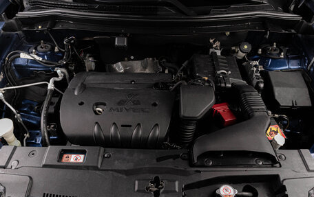 Mitsubishi Outlander III рестайлинг 3, 2014 год, 1 559 000 рублей, 21 фотография