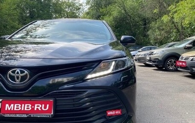 Toyota Camry, 2018 год, 2 700 000 рублей, 1 фотография