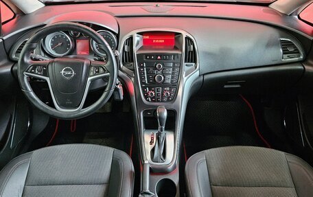Opel Astra J, 2011 год, 725 000 рублей, 9 фотография