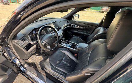 Infiniti Q70 I, 2015 год, 1 700 000 рублей, 9 фотография