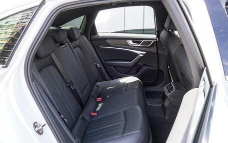 Audi A6, 2019 год, 3 990 000 рублей, 7 фотография