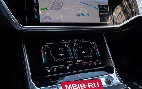 Audi A6, 2019 год, 3 990 000 рублей, 15 фотография