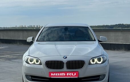 BMW 5 серия, 2011 год, 1 680 000 рублей, 2 фотография