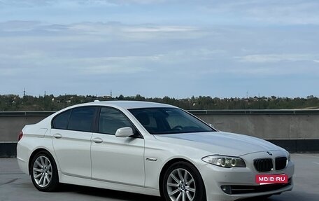 BMW 5 серия, 2011 год, 1 680 000 рублей, 3 фотография