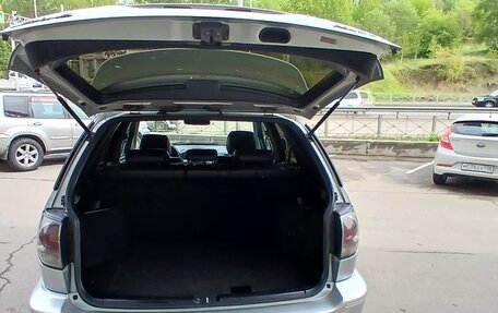Lexus RX IV рестайлинг, 2001 год, 695 000 рублей, 29 фотография