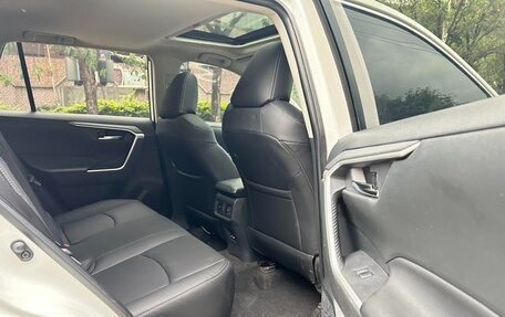Toyota RAV4, 2022 год, 1 970 300 рублей, 7 фотография