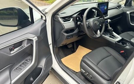 Toyota RAV4, 2022 год, 1 970 300 рублей, 6 фотография