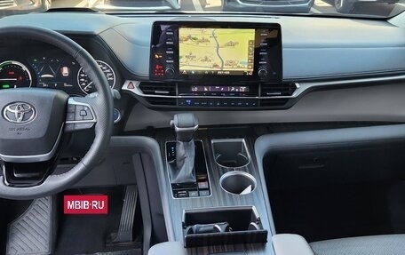 Toyota Sienna, 2023 год, 3 050 333 рублей, 9 фотография