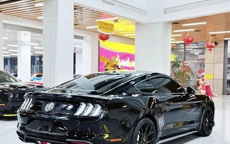 Ford Mustang VI рестайлинг, 2021 год, 2 140 200 рублей, 5 фотография