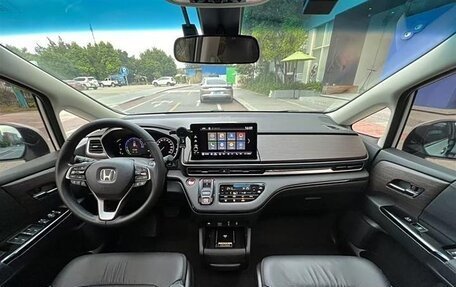 Honda Odyssey IV, 2022 год, 3 100 000 рублей, 10 фотография