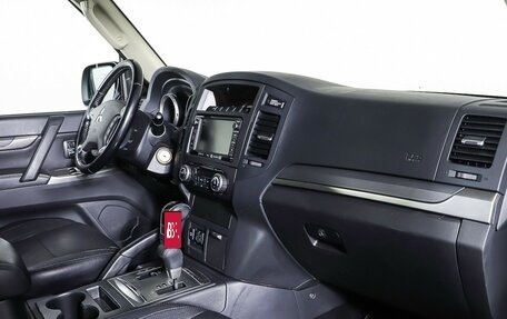 Mitsubishi Pajero IV, 2012 год, 2 154 000 рублей, 11 фотография