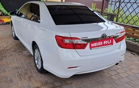 Toyota Camry, 2012 год, 1 550 000 рублей, 5 фотография