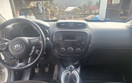 KIA Soul II рестайлинг, 2014 год, 980 000 рублей, 8 фотография