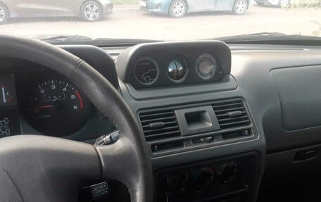 Mitsubishi Pajero III рестайлинг, 1998 год, 750 000 рублей, 11 фотография