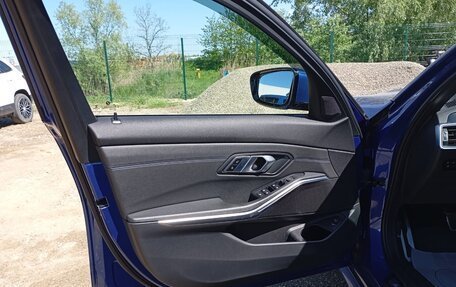 BMW 3 серия, 2021 год, 4 480 000 рублей, 13 фотография