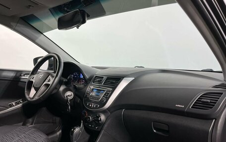 Hyundai Solaris II рестайлинг, 2015 год, 1 110 000 рублей, 9 фотография