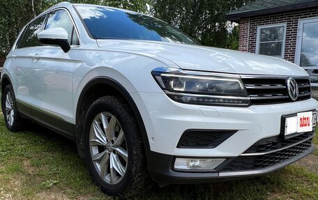 Volkswagen Tiguan II, 2017 год, 2 500 000 рублей, 3 фотография