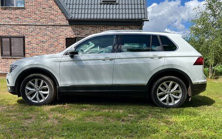 Volkswagen Tiguan II, 2017 год, 2 500 000 рублей, 14 фотография