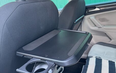Volkswagen Tiguan II, 2017 год, 2 500 000 рублей, 22 фотография