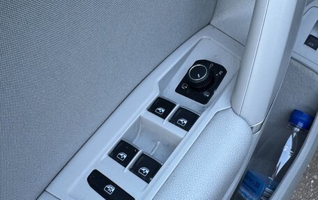 Volkswagen Tiguan II, 2017 год, 2 500 000 рублей, 19 фотография