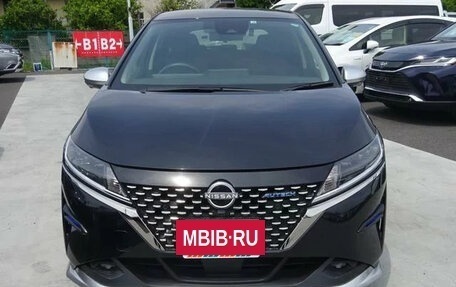 Nissan Note, 2022 год, 1 400 000 рублей, 2 фотография