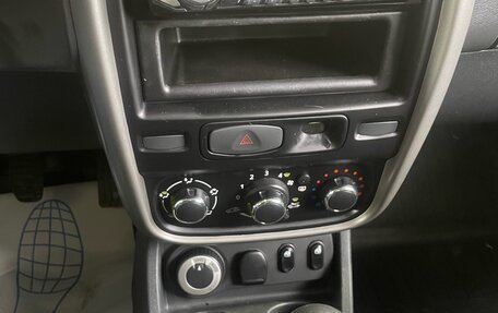 Renault Duster I рестайлинг, 2014 год, 1 049 000 рублей, 12 фотография