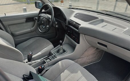 BMW 5 серия, 1992 год, 599 000 рублей, 17 фотография