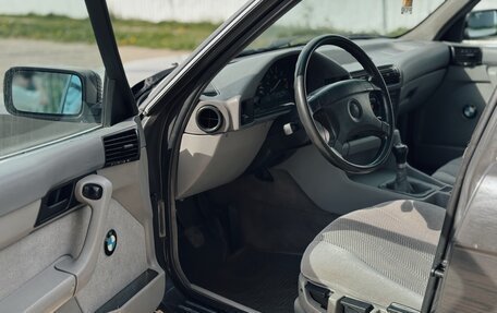 BMW 5 серия, 1992 год, 599 000 рублей, 18 фотография