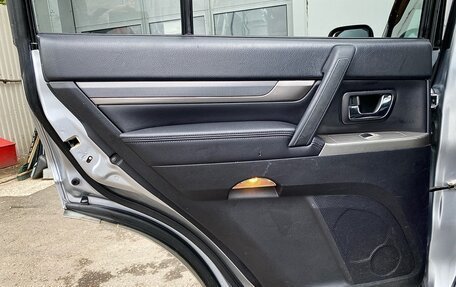 Mitsubishi Pajero IV, 2011 год, 1 699 000 рублей, 17 фотография