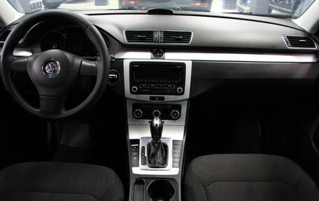 Volkswagen Passat B7, 2012 год, 999 000 рублей, 11 фотография