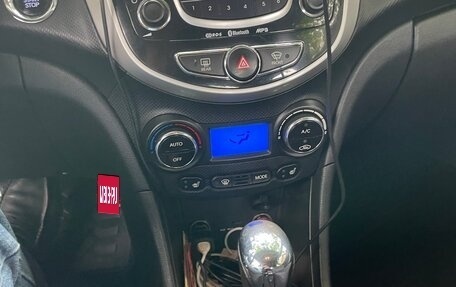 Hyundai Solaris II рестайлинг, 2013 год, 1 300 000 рублей, 7 фотография
