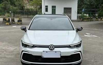 Volkswagen Golf VIII, 2023 год, 1 950 777 рублей, 1 фотография