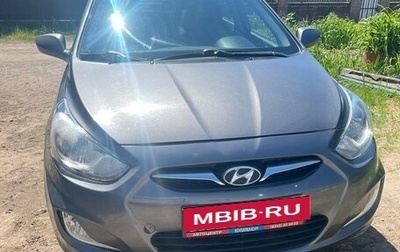 Hyundai Solaris II рестайлинг, 2013 год, 980 000 рублей, 1 фотография
