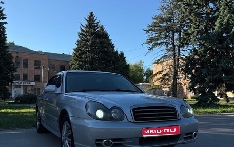 Hyundai Sonata IV рестайлинг, 2006 год, 590 000 рублей, 1 фотография