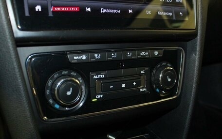 Skoda Superb III рестайлинг, 2013 год, 975 000 рублей, 14 фотография