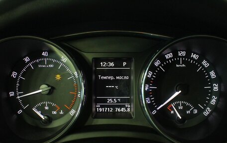 Skoda Superb III рестайлинг, 2013 год, 975 000 рублей, 17 фотография