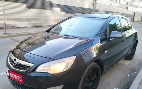 Opel Astra J, 2011 год, 460 000 рублей, 4 фотография