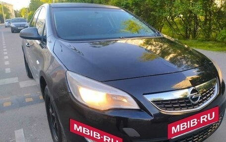 Opel Astra J, 2011 год, 460 000 рублей, 3 фотография
