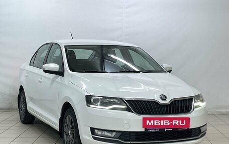 Skoda Rapid I, 2018 год, 1 225 000 рублей, 2 фотография