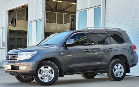 Toyota Land Cruiser 200, 2011 год, 2 699 000 рублей, 2 фотография