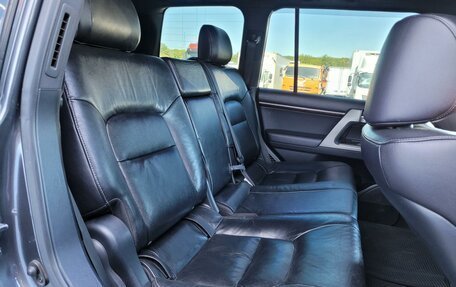 Toyota Land Cruiser 200, 2011 год, 2 699 000 рублей, 13 фотография